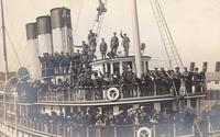 [Large number of people on an ocean liner in Victoria, B.C.]