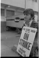 Woodward's pickets - downtown - Sept. 6/74