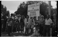 Sunshine Coast [Peace] Committee re-erecting NFZ [nuclear free zone] sign