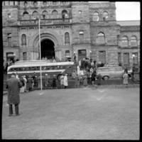 Doukhobors arriving on bus and automobiles at Parliament Buildings